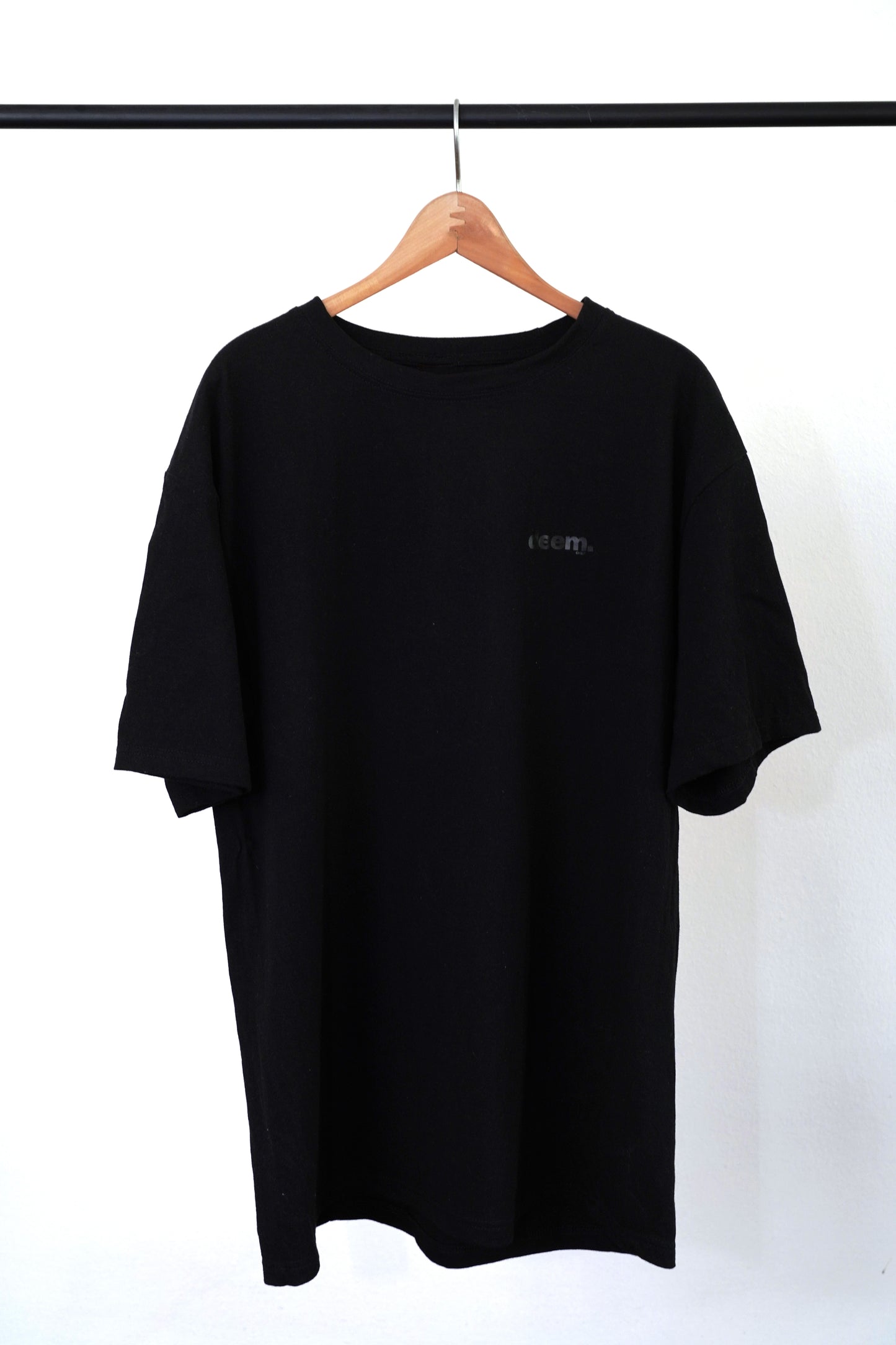 Polera classic deem.