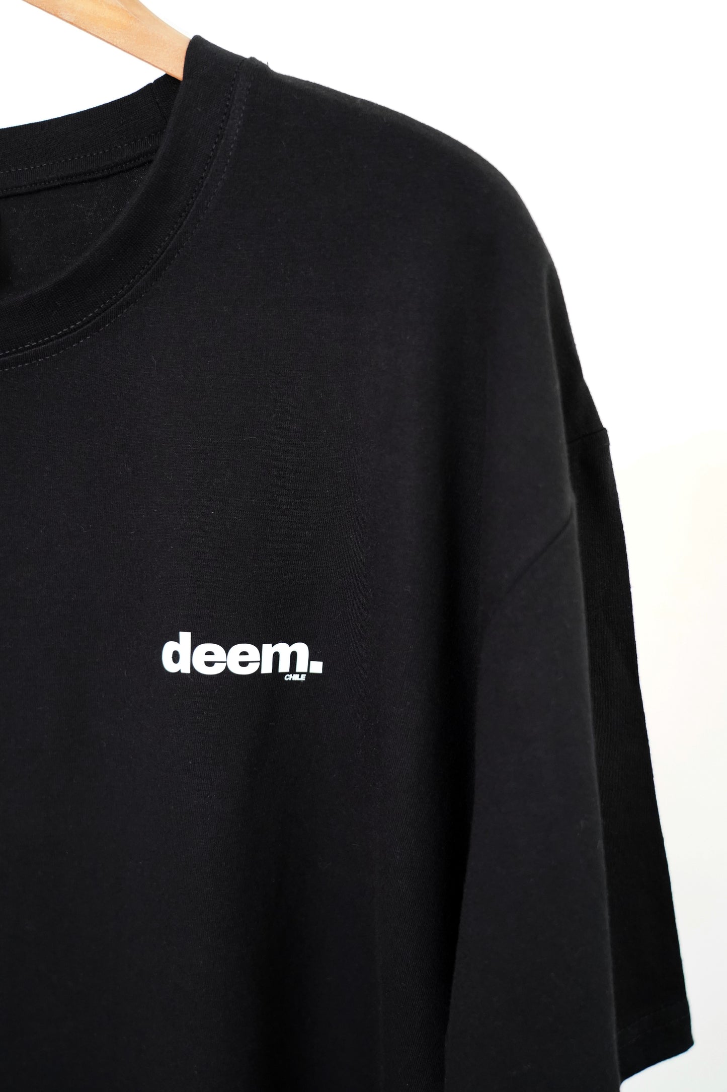 Polera classic deem.