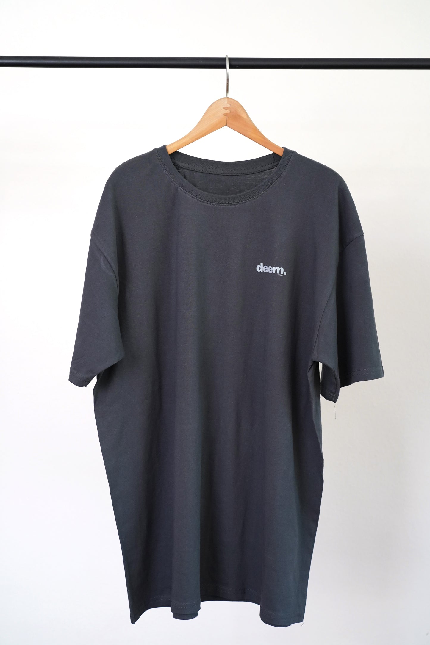 Polera classic deem.