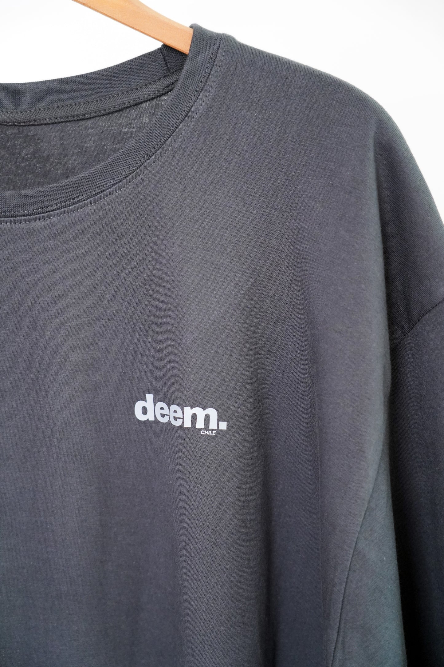 Polera classic deem.