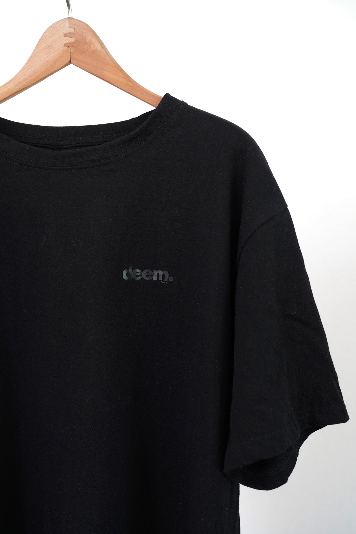 Polera classic deem.